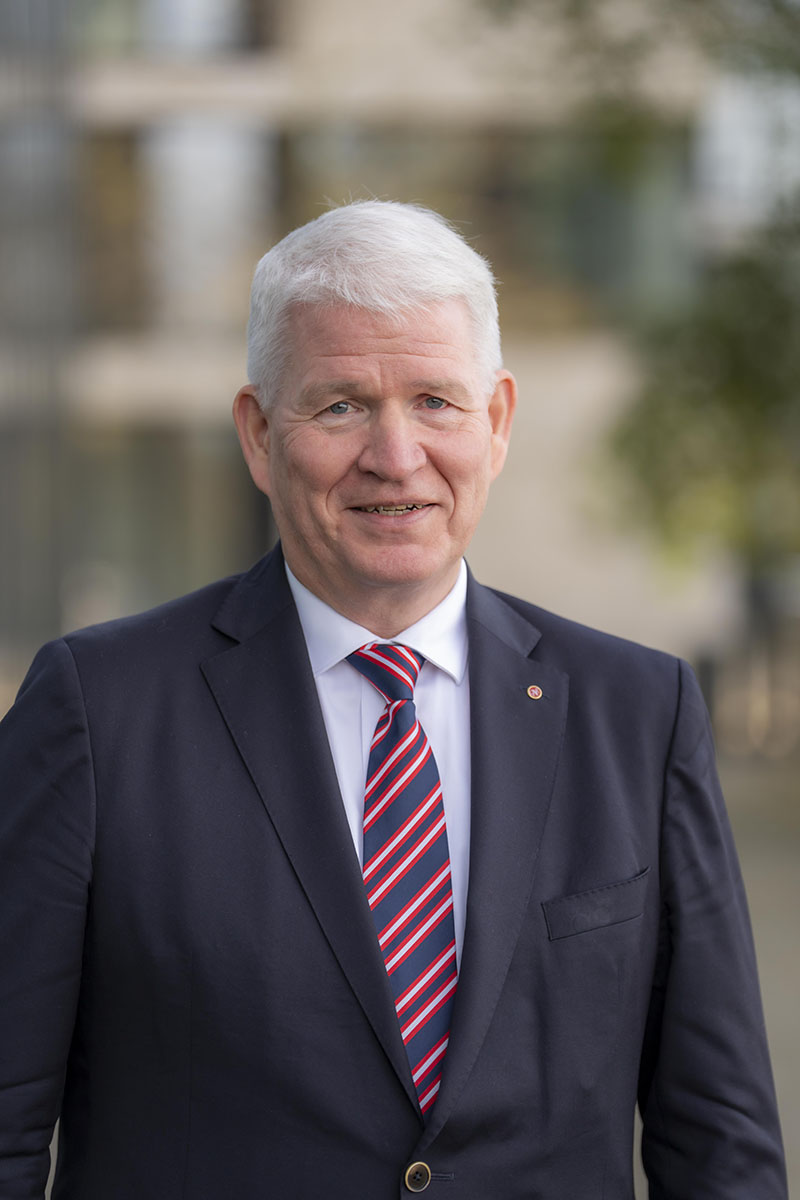 Prof. Dr. med. Ulrich Humke, Stuttgart